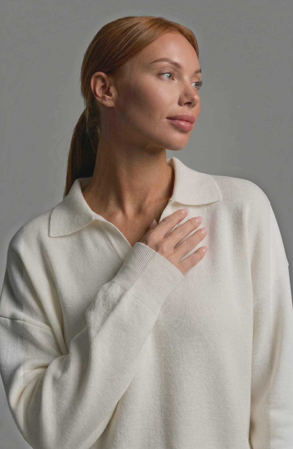 LORVENES knit trouser set featuring a cozy, stylish matching top and pants worn by a model, ideal for casual and office wear.