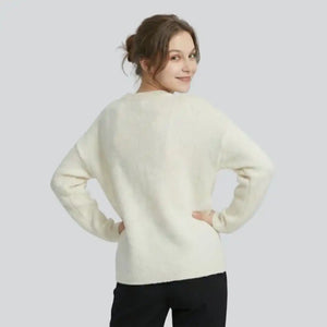 Klassischer Strickpullover