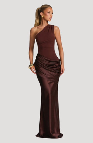 LORVENES fishtail bodycon dress in sleek black fabric, form-fitting design with a stylish fishtail hem for a sophisticated look.