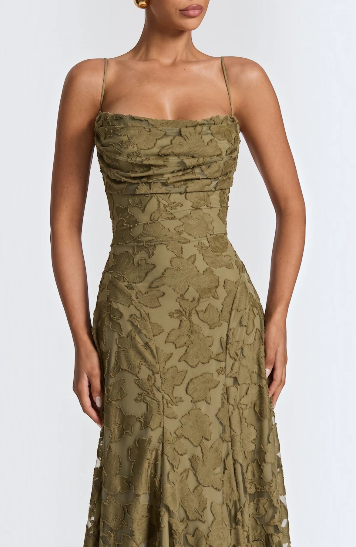 LORVENES sexy flowy bridal dress with elegant fabric and delicate design, perfect for wedding or special occasion attire.