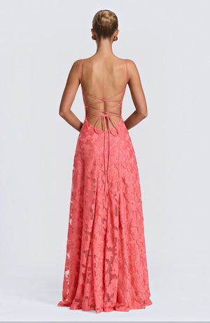 LORVENES sexy flowy bridal dress with elegant design, featuring flowing fabric and intricate details for a romantic wedding look.