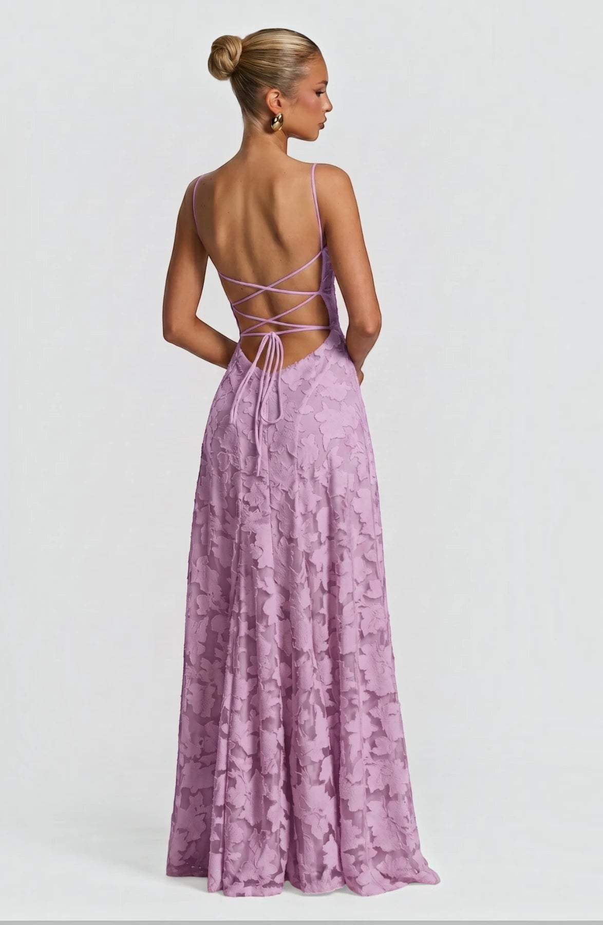 LORVENES sexy flowy bridal dress with delicate fabric and elegant design, perfect for a romantic wedding or special occasion.