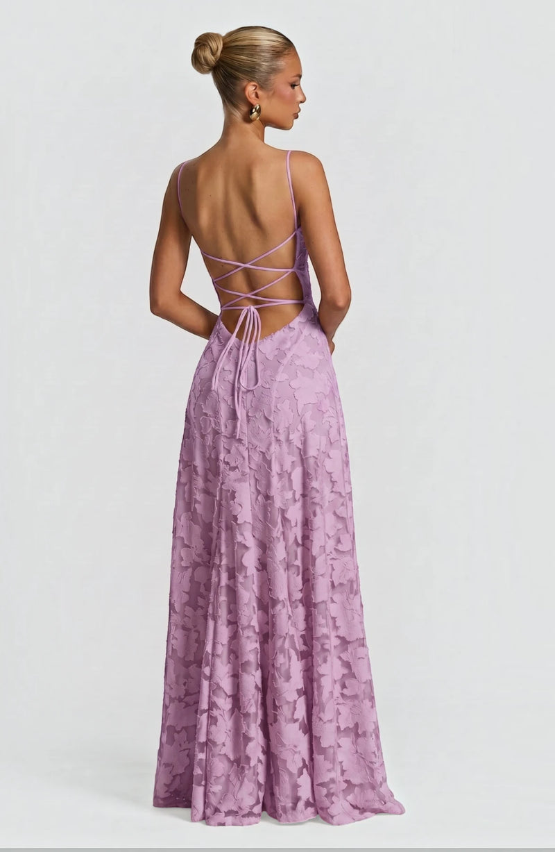 LORVENES sexy flowy bridal dress with delicate fabric and elegant design, perfect for a romantic wedding or special occasion.