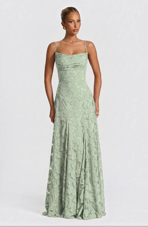 LORVENES sexy flowy bridal dress with elegant fabric and a romantic silhouette, perfect for wedding or special occasions.